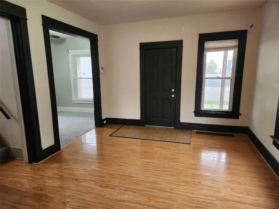 933 W 27th Street, Erie, PA 16508 - Image #2