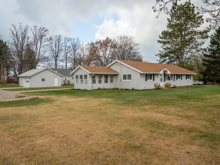 11410 E Lake Road, North East, PA 16428 - Image #2