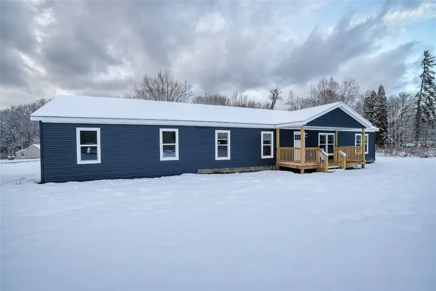 4937 Crayton Road, West Springfield, PA 16443 - Image #3