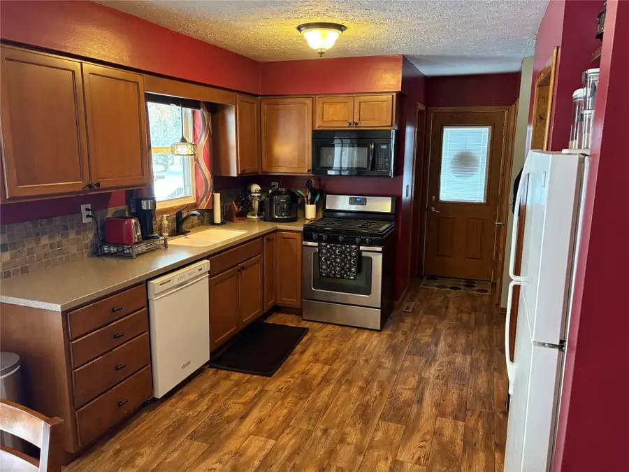 9137 Applewood Court, Girard, PA 16417 - Image #2