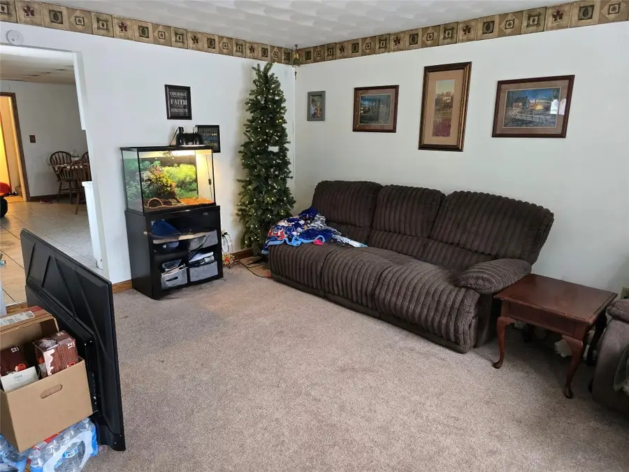 114 E Plum Street, Edinboro, PA 16412 - Image #2