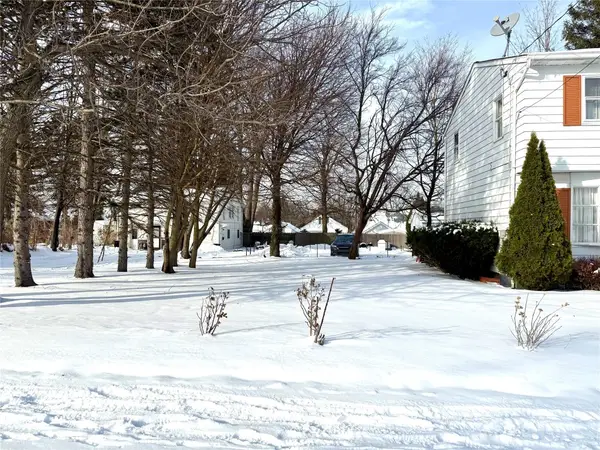 972 E 32nd Street, Erie, PA 16504