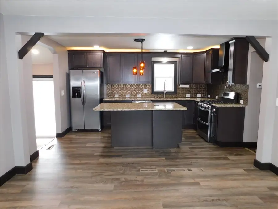 8389 Edinboro Road, Erie, PA 16509 - Image #2