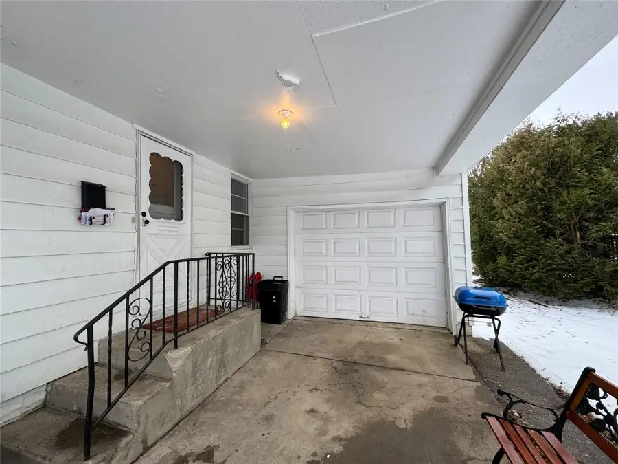 909 E 37th Street, Erie, PA 16504 - Image #2