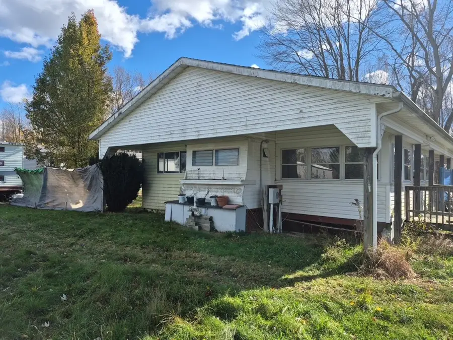 2410 Shore Drive, Linesville, PA 16424 - #2