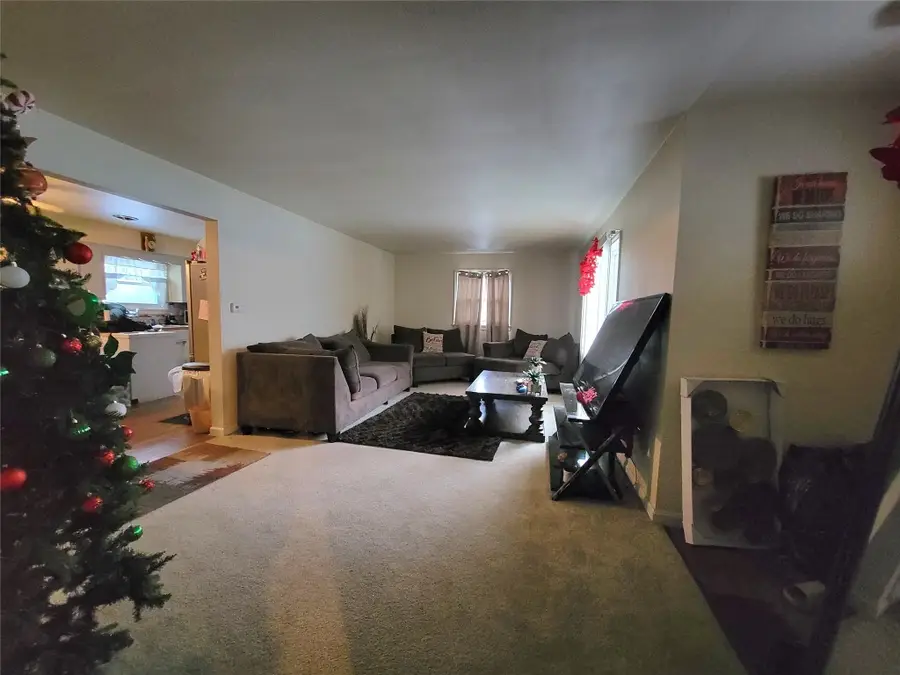 1410 W 40th Street, Erie, PA 16509 - Image #2