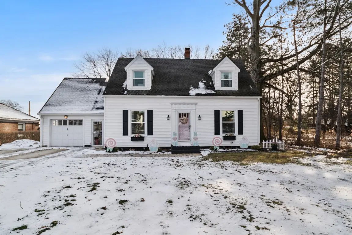 647 W Gore Road, Erie, PA 16509 - Image #1