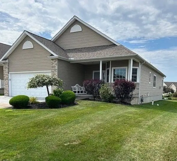 6245 Hayfield Circle, Erie, PA 16509