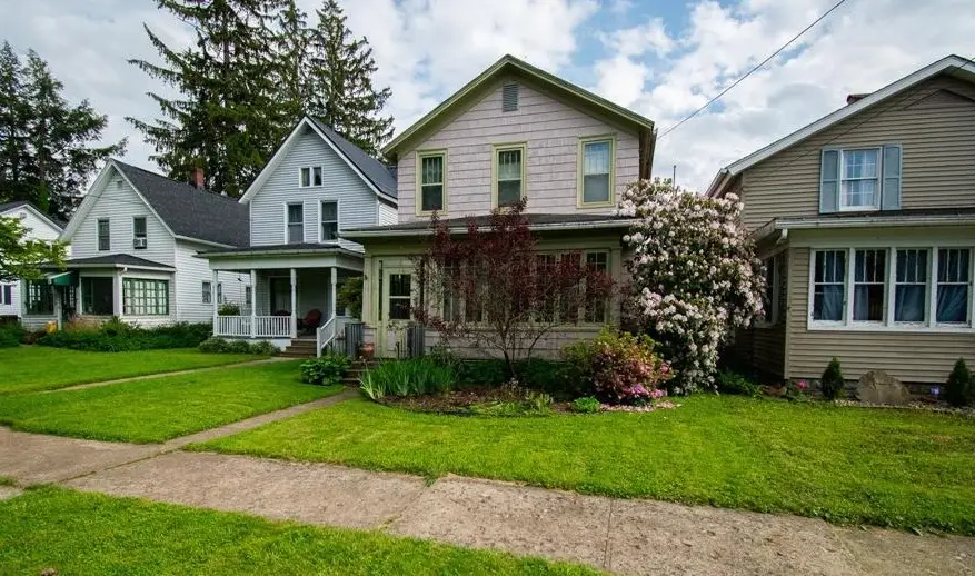 317 W Elm Street, Titusville, PA 16354 - #2