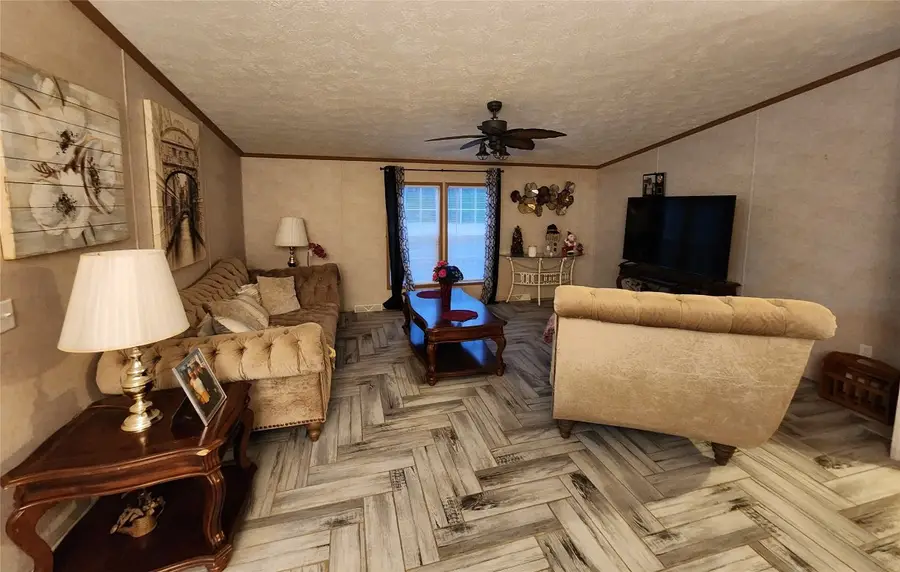 23680 Thomas Road, Cambridge Springs, PA 16403 - Image #3