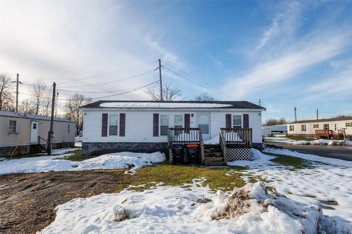 259 Seminole Avenue, Corry, PA 16407 - Image #1
