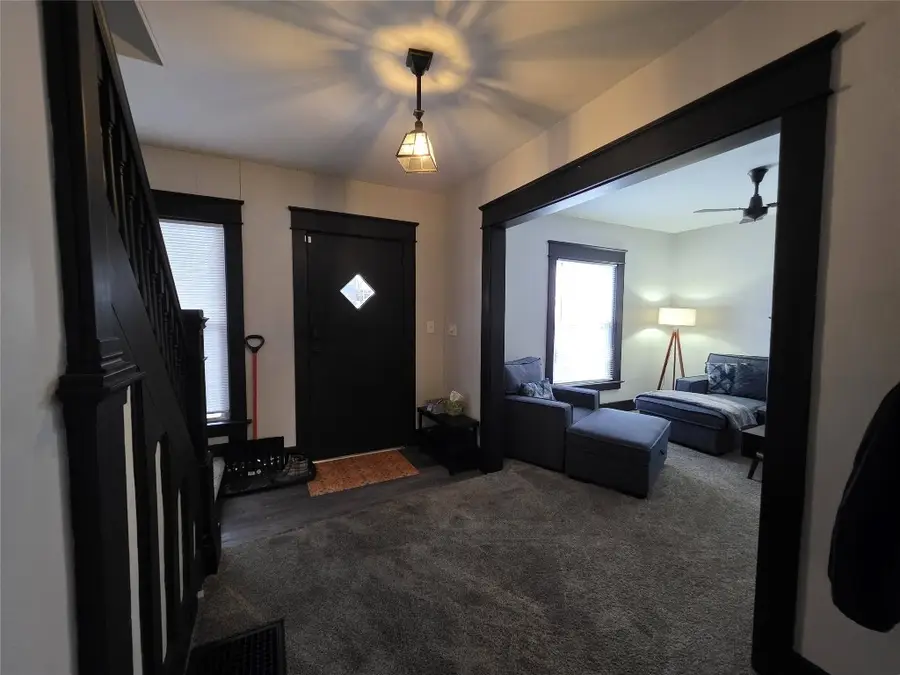 215 W 20th Street, Erie, PA 16502 - Image #2