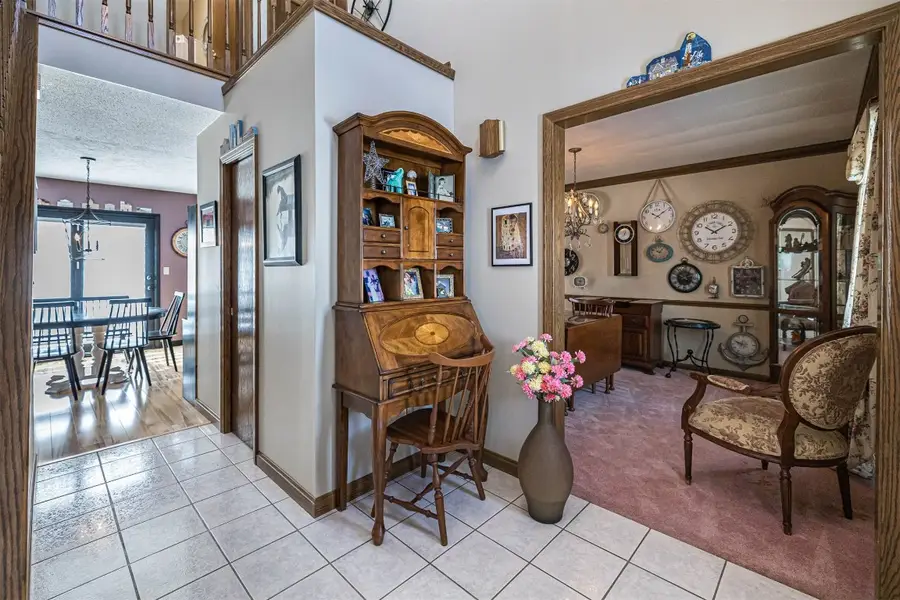 2232 Foxwood Drive, Erie, PA 16510 - Image #2