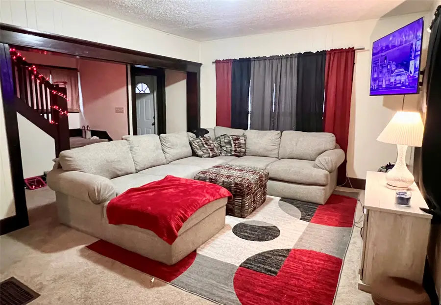 2618 Hazel Street, Erie, PA 16508 - Image #2