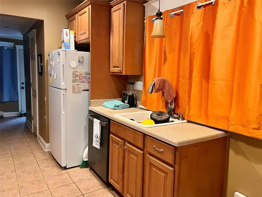 2716 Raspberry Street, Erie, PA 16508 - Image #3