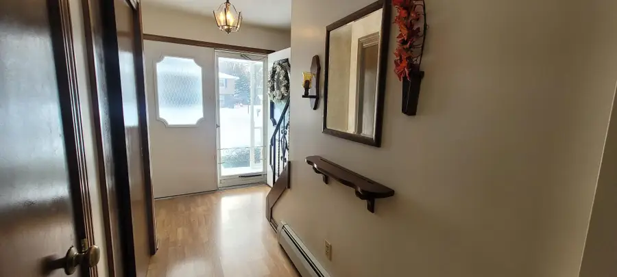 190 Harbor Road, Erie, PA 16511 - Image #2