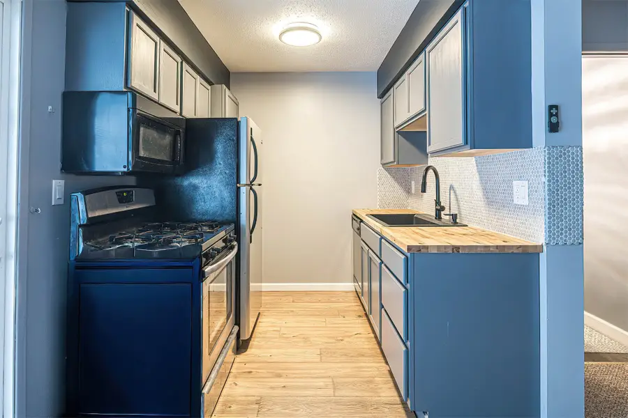 4217 Pine Avenue, Erie, PA 16504 - #3