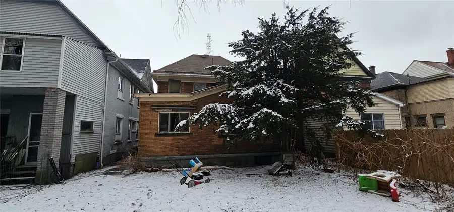 553 W 9th Street, Erie, PA 16502 - #3