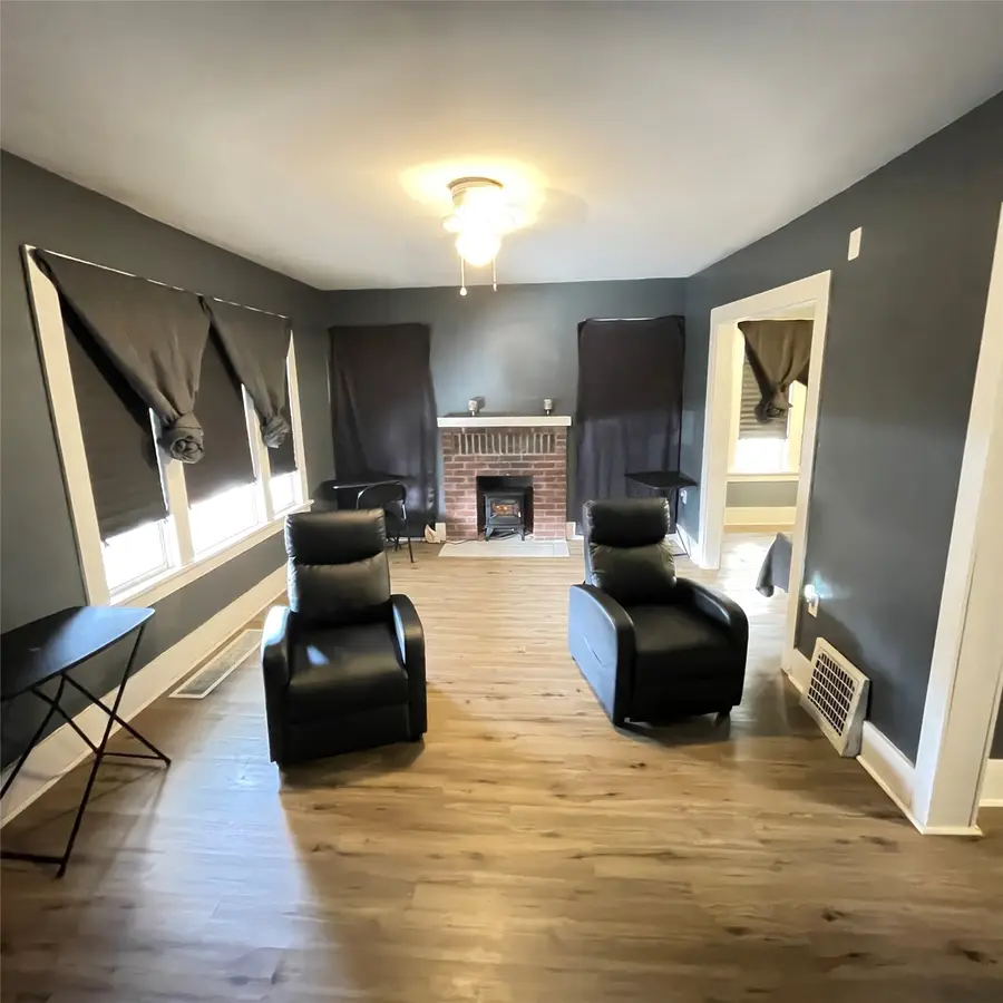 323 Lighthouse Street, Erie, PA 16507 - #2