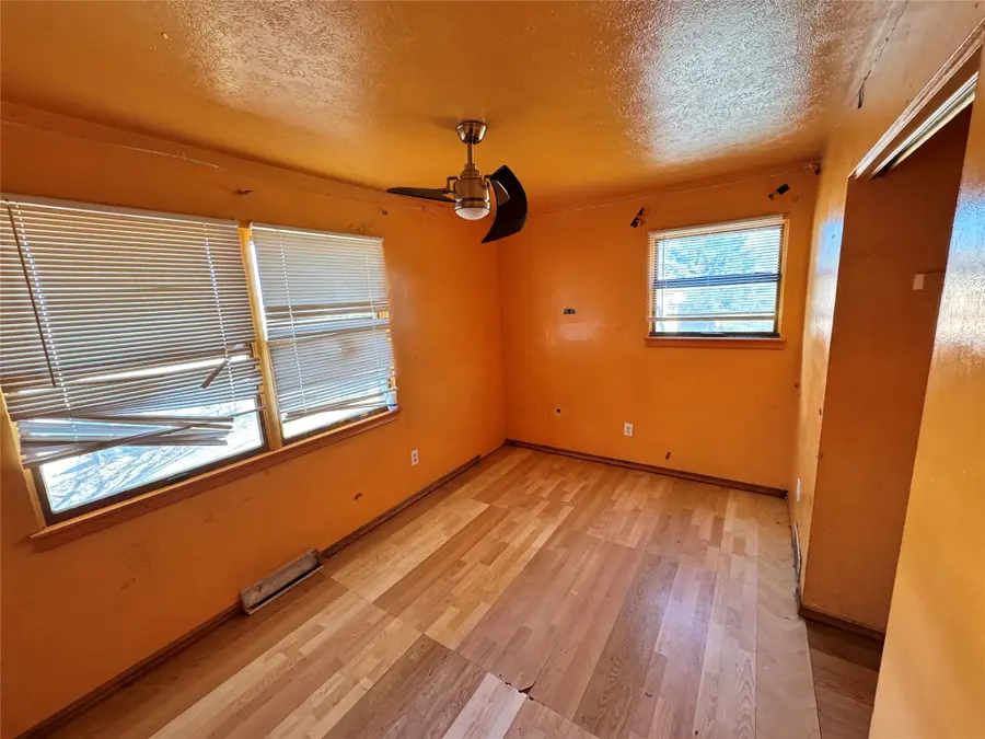 2333 Woodlawn Avenue, Erie, PA 16510 - #2