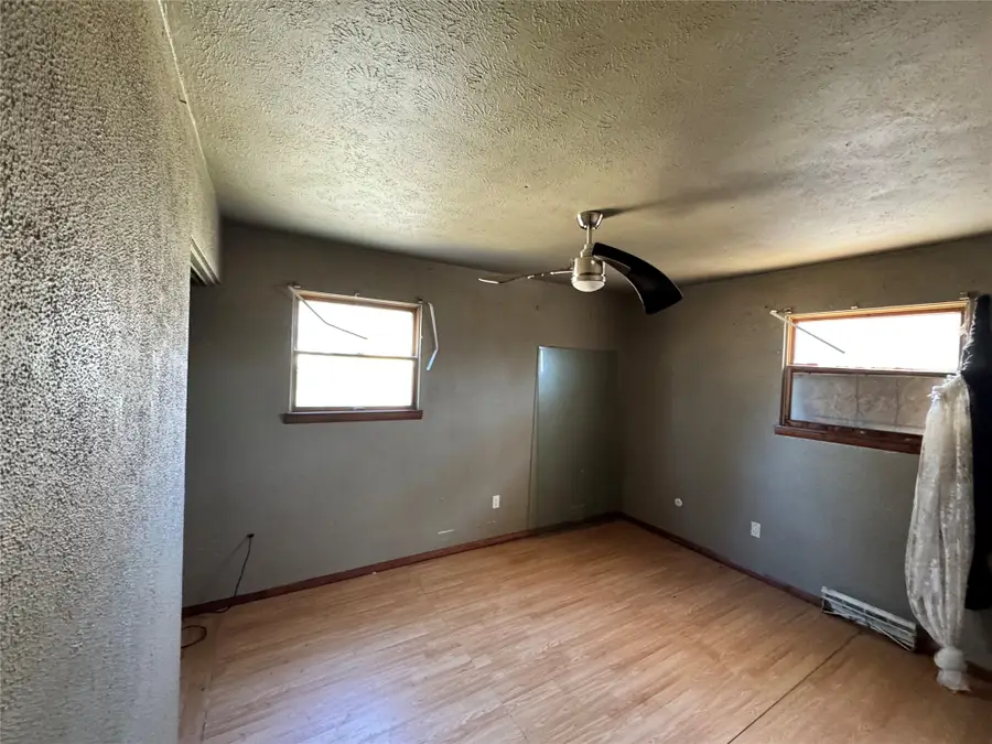 2333 Woodlawn Avenue, Erie, PA 16510 - #3