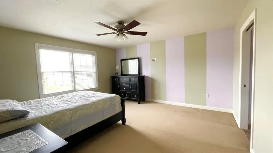 2906 N Birch Run, Erie, PA 16506 - #3