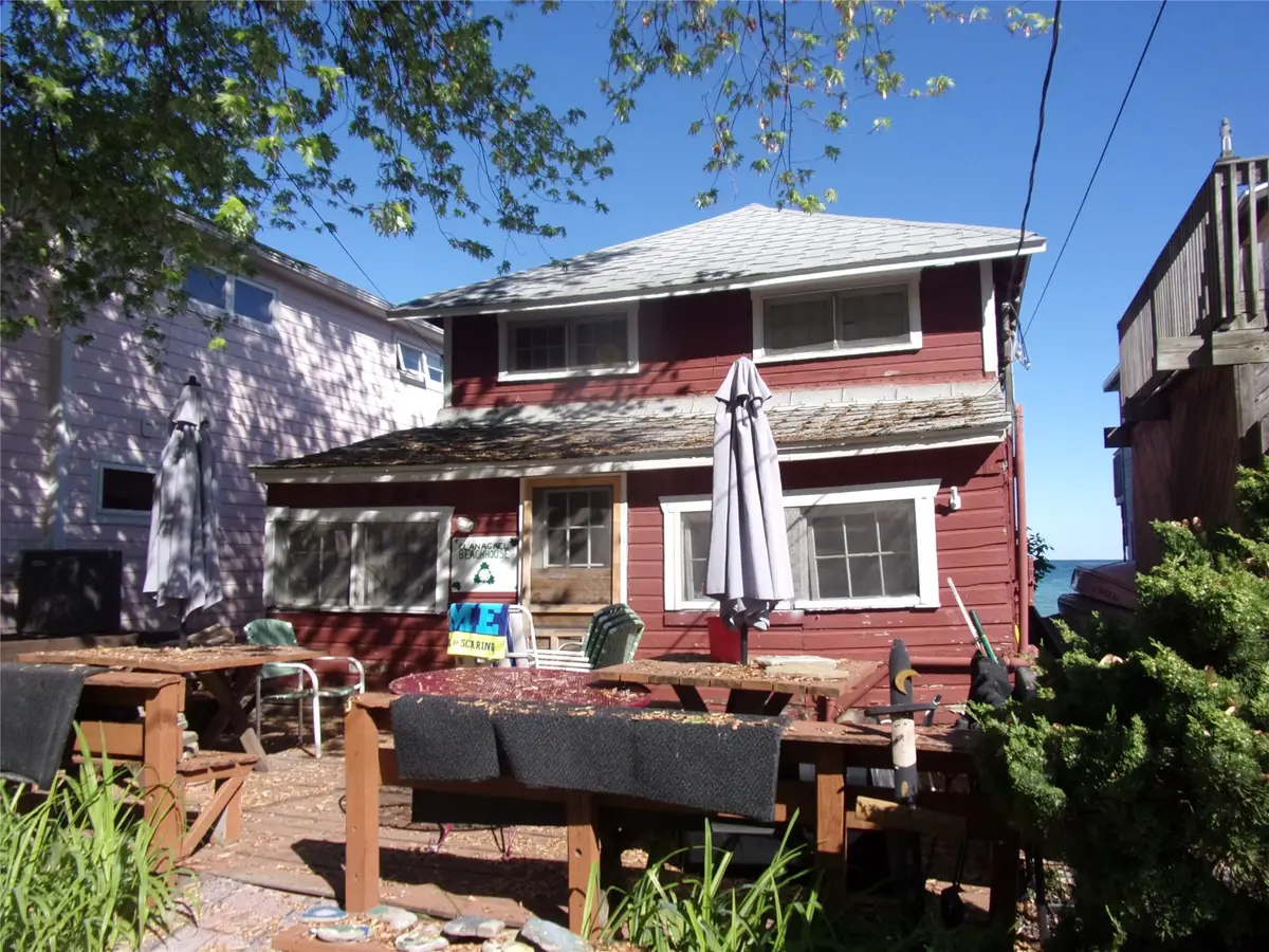 3264 Lake Front Drive, Erie, PA 16505 - #1