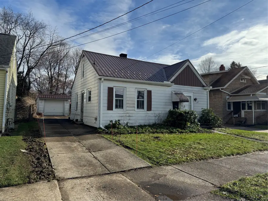 1147 W 31st Street, Erie, PA 16508 - #2