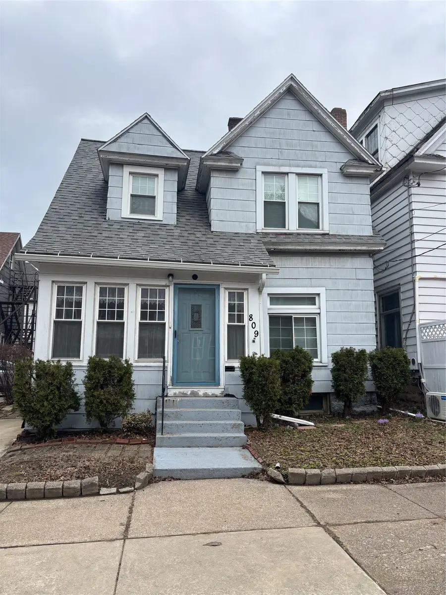 809 Liberty Street, Erie, PA 16502 - #3