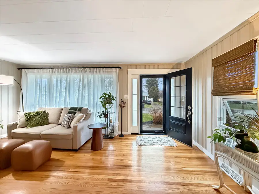 3167 W 24th Street, Erie, PA 16506 - #2