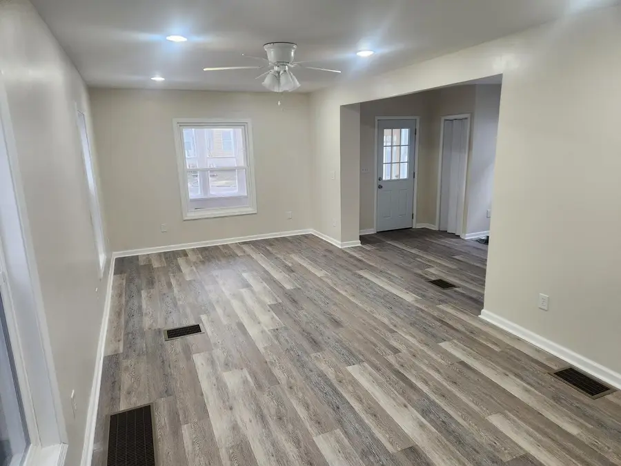 2421 Plum Street, Erie, PA 16502 - #2