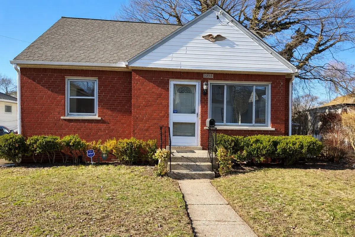 1038 E 24th Street, Erie, PA 16503 - #1