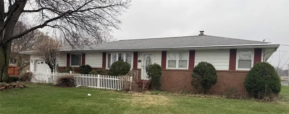 1305 E 30th Street, Erie, PA 16504 - #1