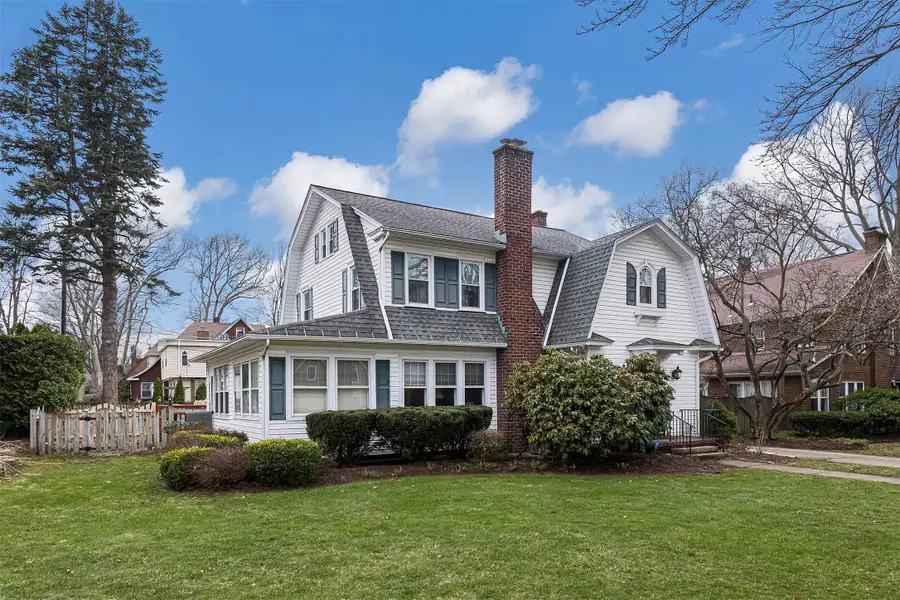 306 Shawnee Drive, Erie, PA 16505 - #2