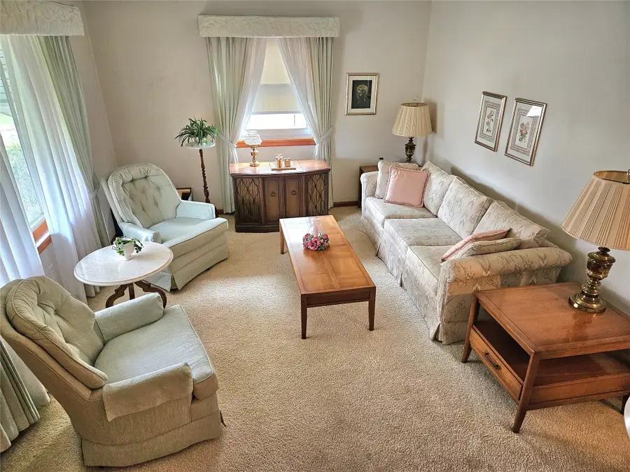 2109 S Manor Drive, Erie, PA 16505 - #3