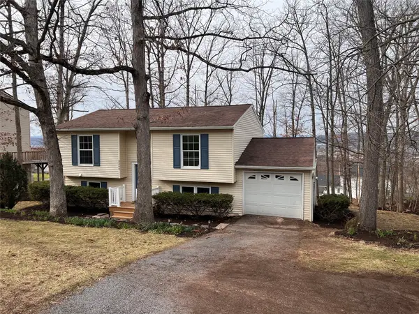 2260 West Mountain Avenue, Out Of Area, PA 17702