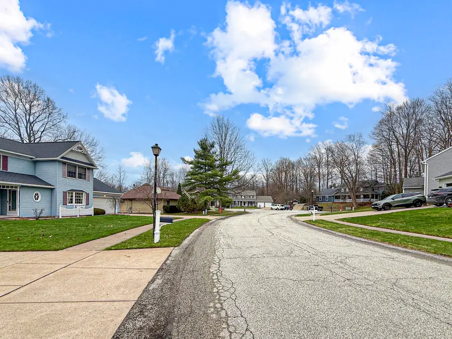 4602 Pineview Court, Erie, PA 16505 - #2