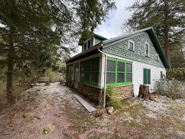 39407 Schoppert Drive, Centerville, PA 16404