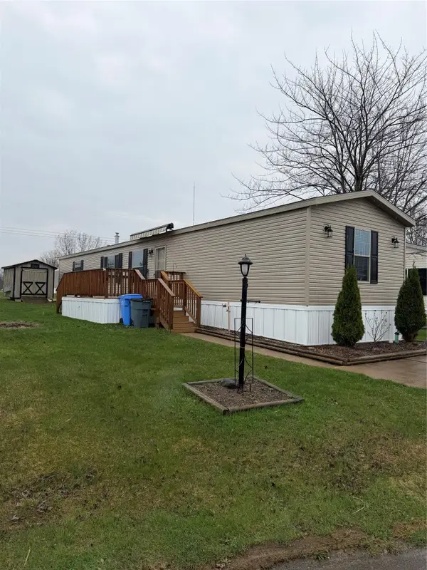 8197 Brier Crest Drive Drive, Summit, PA 16509