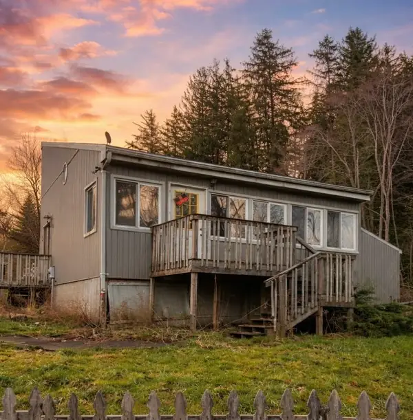 123 Fullerton Avenue, Cambridge Springs Boro, PA 16403