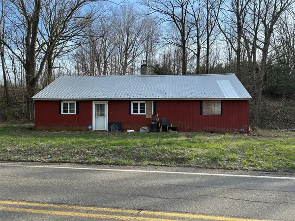 7072 Findley Lake Road, North East, PA 16428