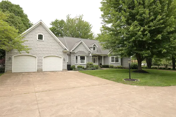 8280 Shore Drive, Fairview, PA 16415