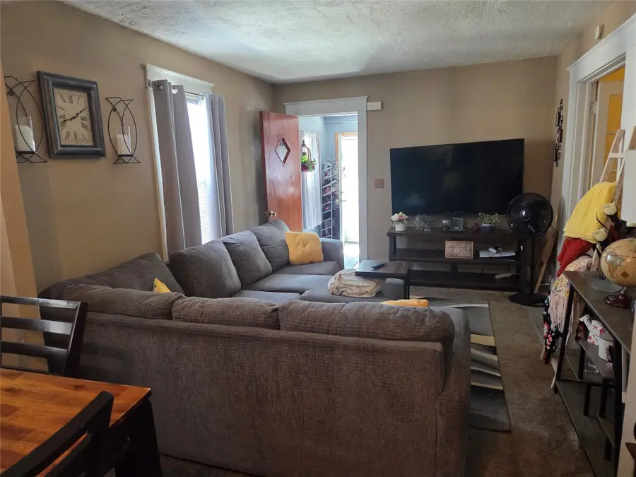 1050 W 20th Street, Erie, PA 16502 - #3
