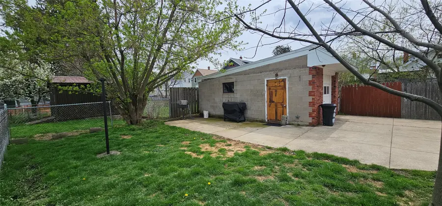 2913 Elmwood Avenue, Erie, PA 16508 - #2