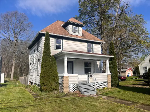 1042 S Morgan Street, Meadville, PA 16335