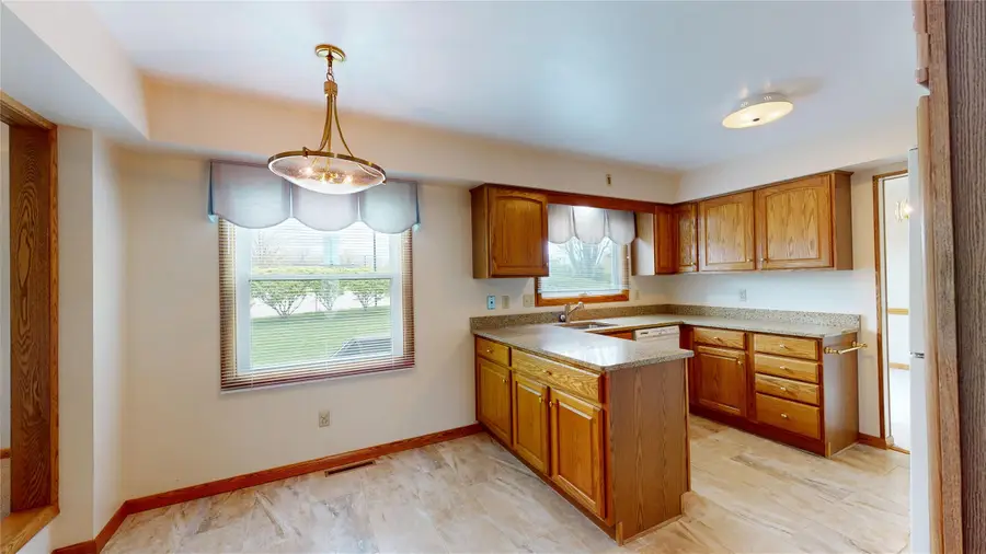 3167 W 42nd Street, Erie, PA 16506 - #3