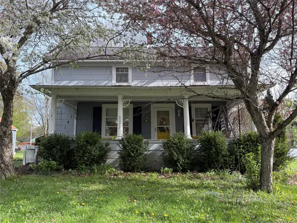 141 W 3rd Street, Waterford, PA 16441