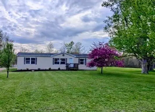 1088 Parkside Drive, Erie, PA 16511
