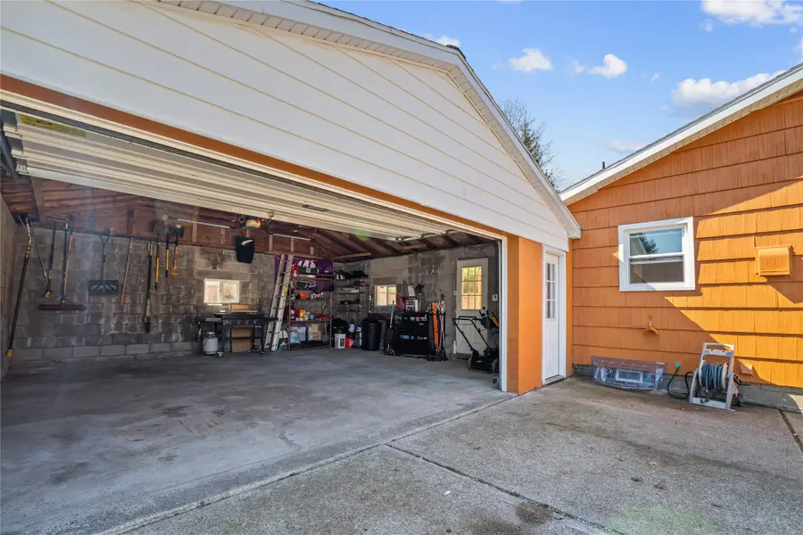 1333 W 45th Street, Erie, PA 16509 - #3