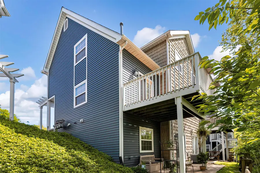 197 S Oak Ridge Circle, Millcreek, PA 16509 - #3